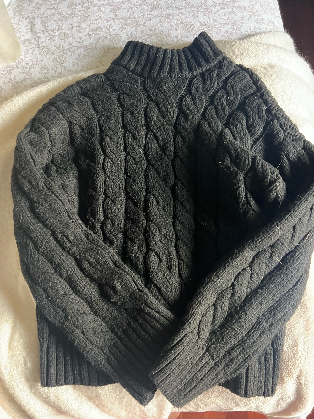 H&M Men's Black Cable Knit Turtleneck Sweater